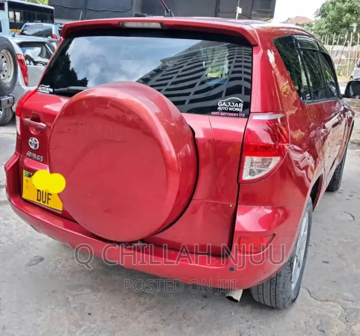 Toyota RAV4 2005 Red
