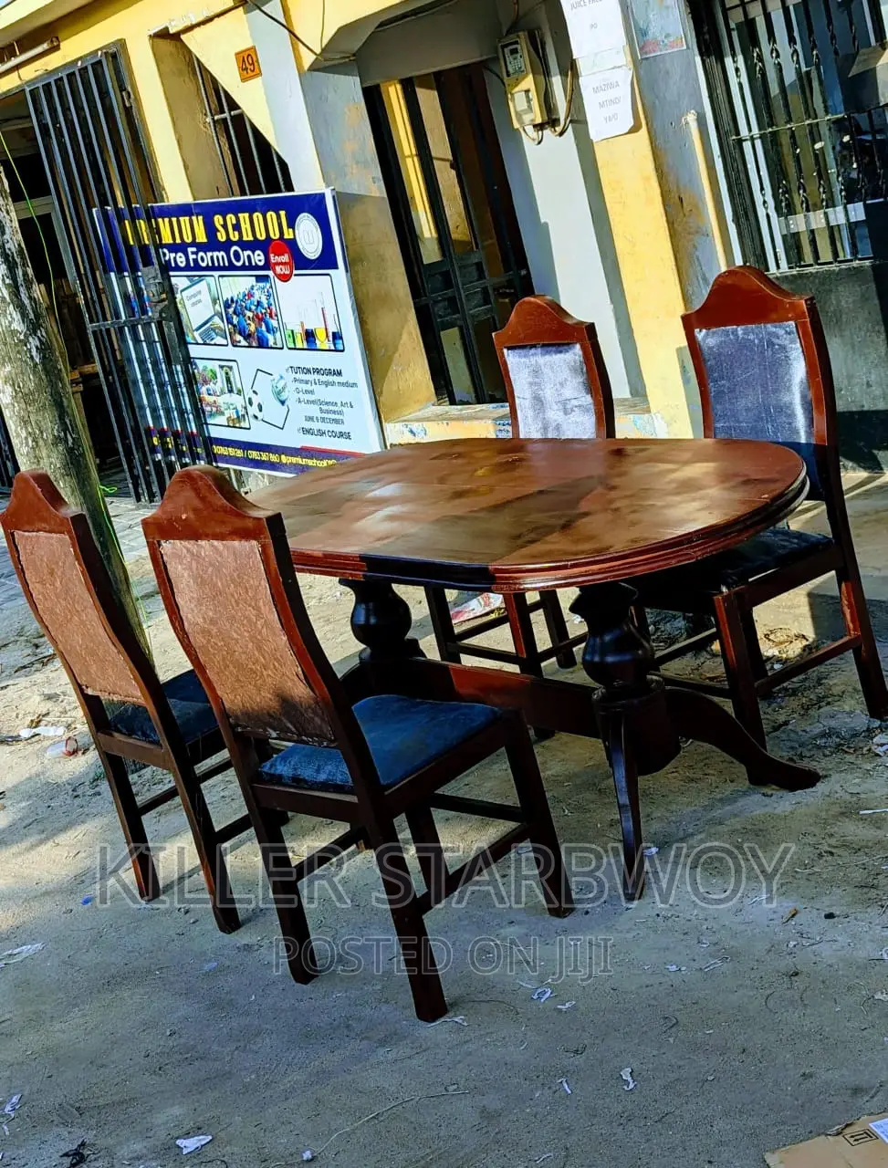 Dinning Sets Nzur Bado Mpya Sana