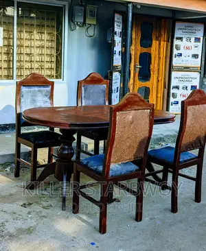 Dinning Sets Nzur Bado Mpya Sana