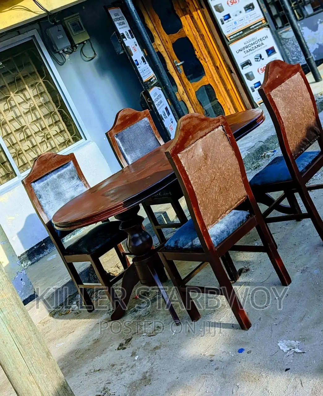 Dinning Sets Nzur Bado Mpya Sana