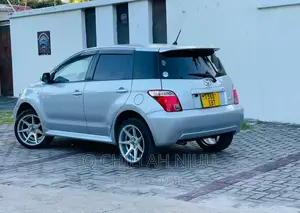Toyota IST 2007 Silver