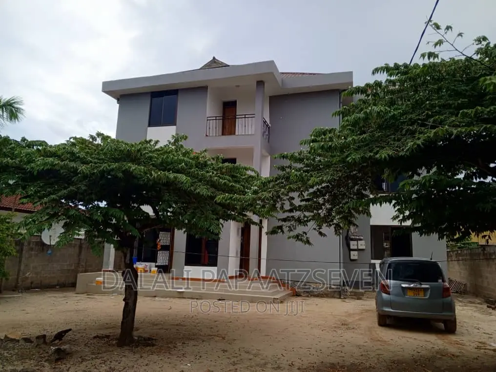 3bdrm Apartment in Dalalipapaatzseven, Kinondoni for rent