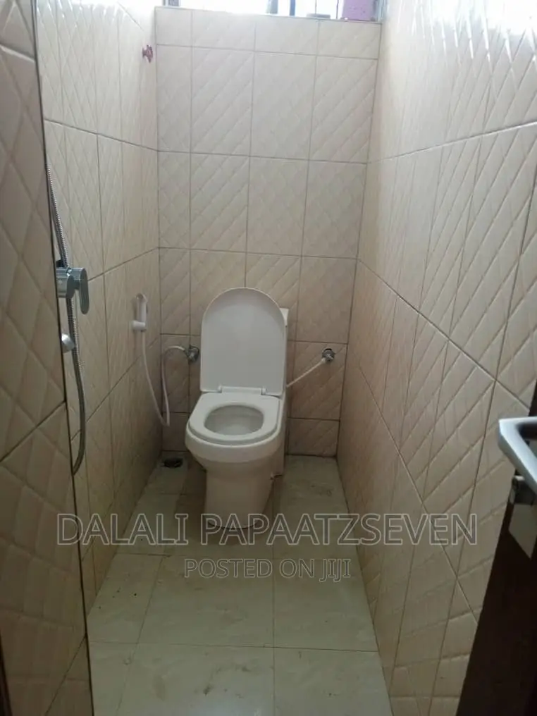 3bdrm Apartment in Dalalipapaatzseven, Kinondoni for rent