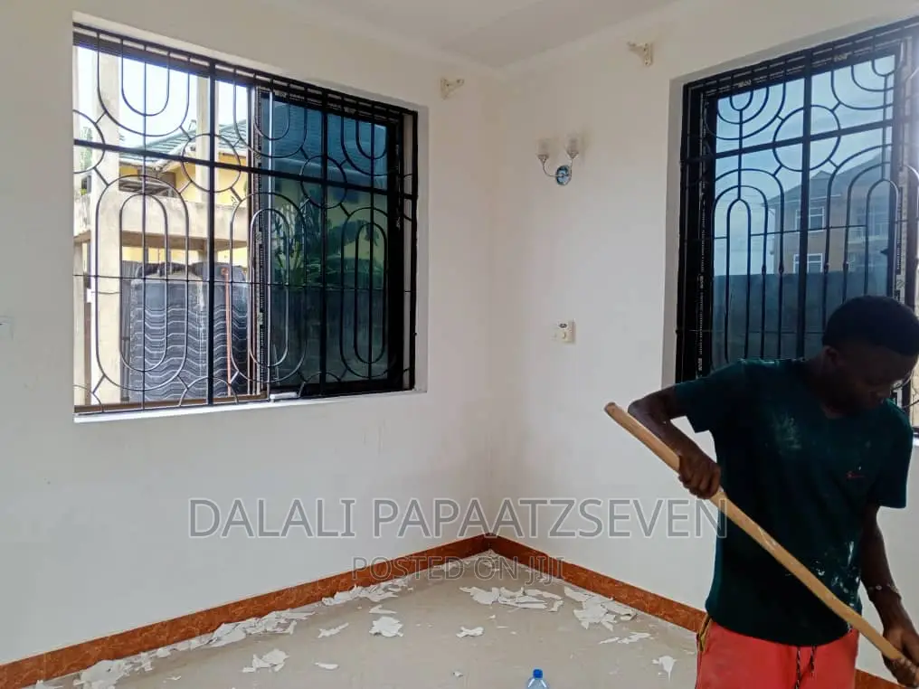 3bdrm Apartment in Dalalipapaatzseven, Kinondoni for rent