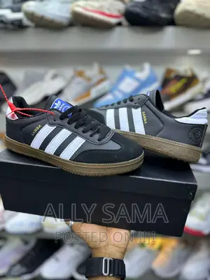 Mens Sneakers Black SAMBA (Brand Adidas) Material Leather