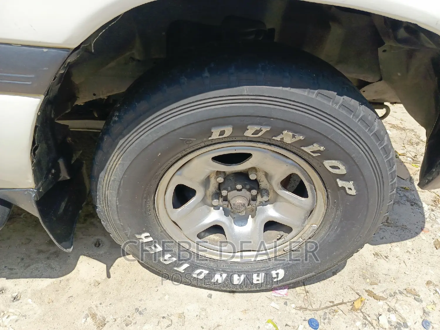 Toyota Land Cruiser 2005 White