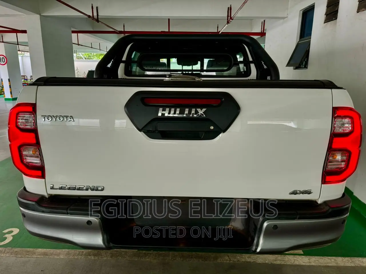 New Toyota Hilux 2022 White