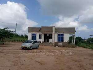 4bdrm House in Dalalipapaatzseven, Kinondoni for sale