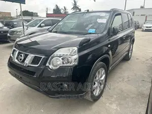 Nissan X-Trail 2.0 Petrol FWD 2013 Black