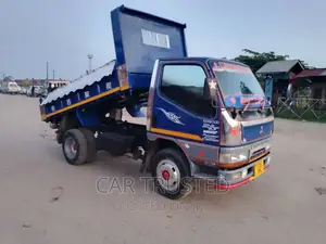 Canter Tipper