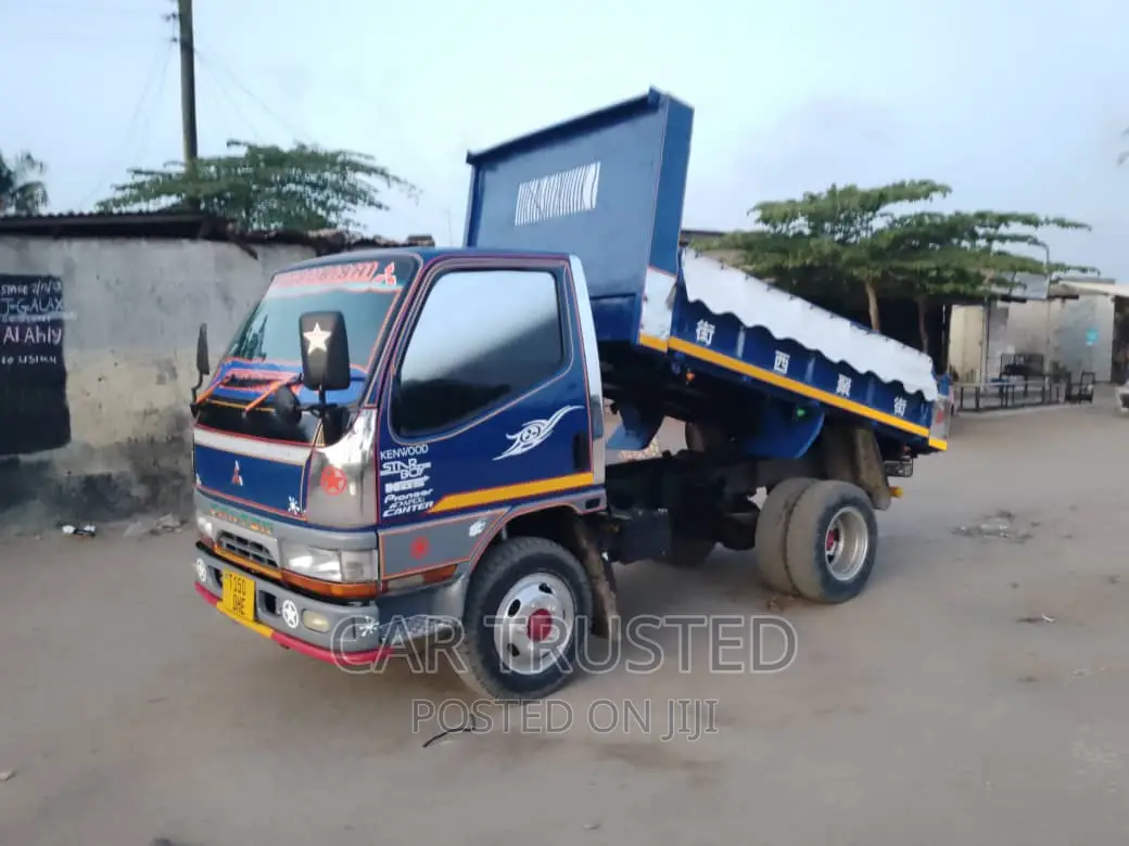 Canter Tipper