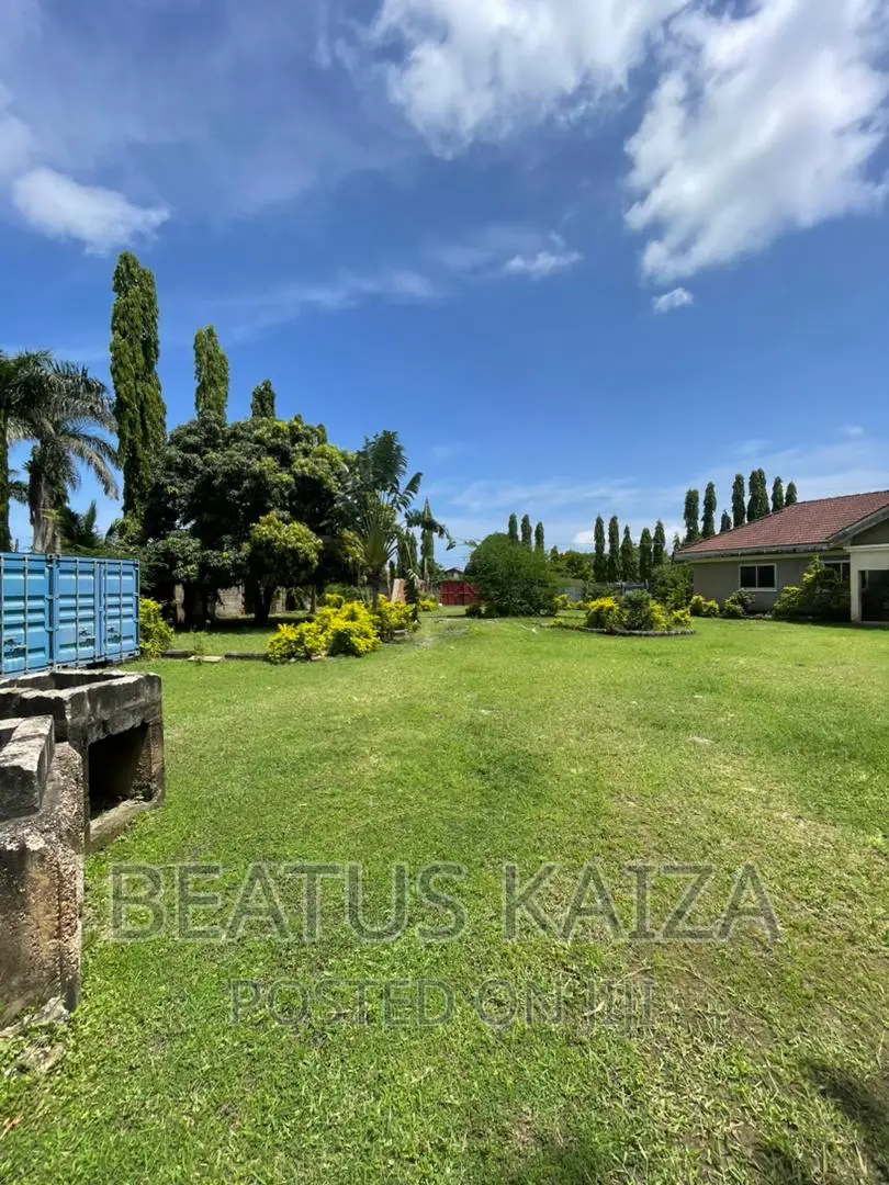 Plot for Sale SQM 3,800 at Mbezi Beach Makonde Upande