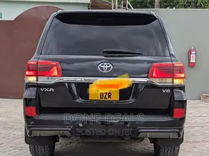 Toyota Land Cruiser 2017 Black
