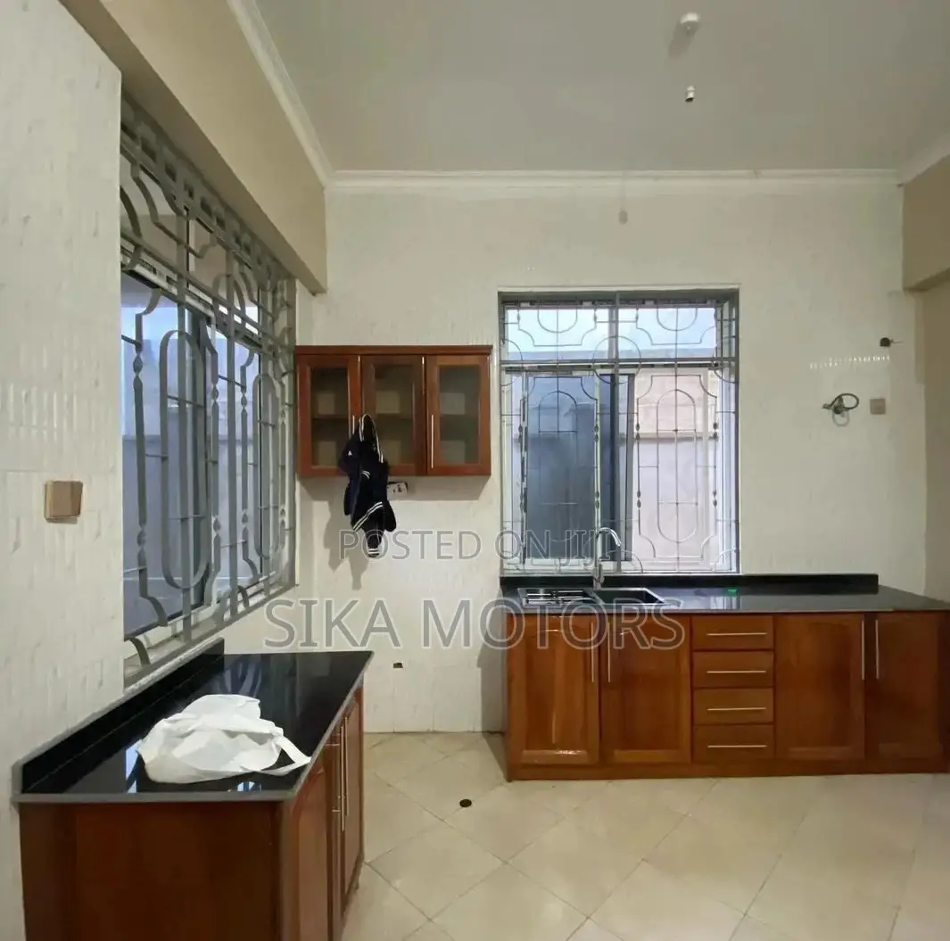 4bdrm Mansion in Sika Citadel, Mbweni for rent