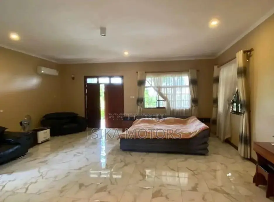 5bdrm Mansion in Sika Citadel, Bunju for sale