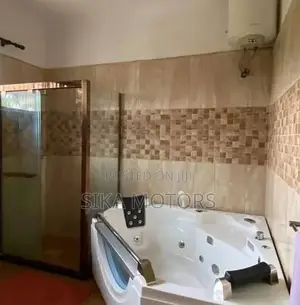 5bdrm Mansion in Sika Citadel, Bunju for sale