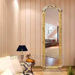 Self Standing Mirror