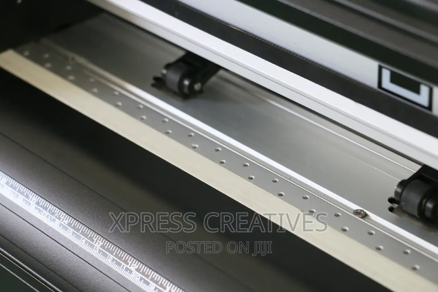 Auto Contour Cutting Plotter( 1351mm )