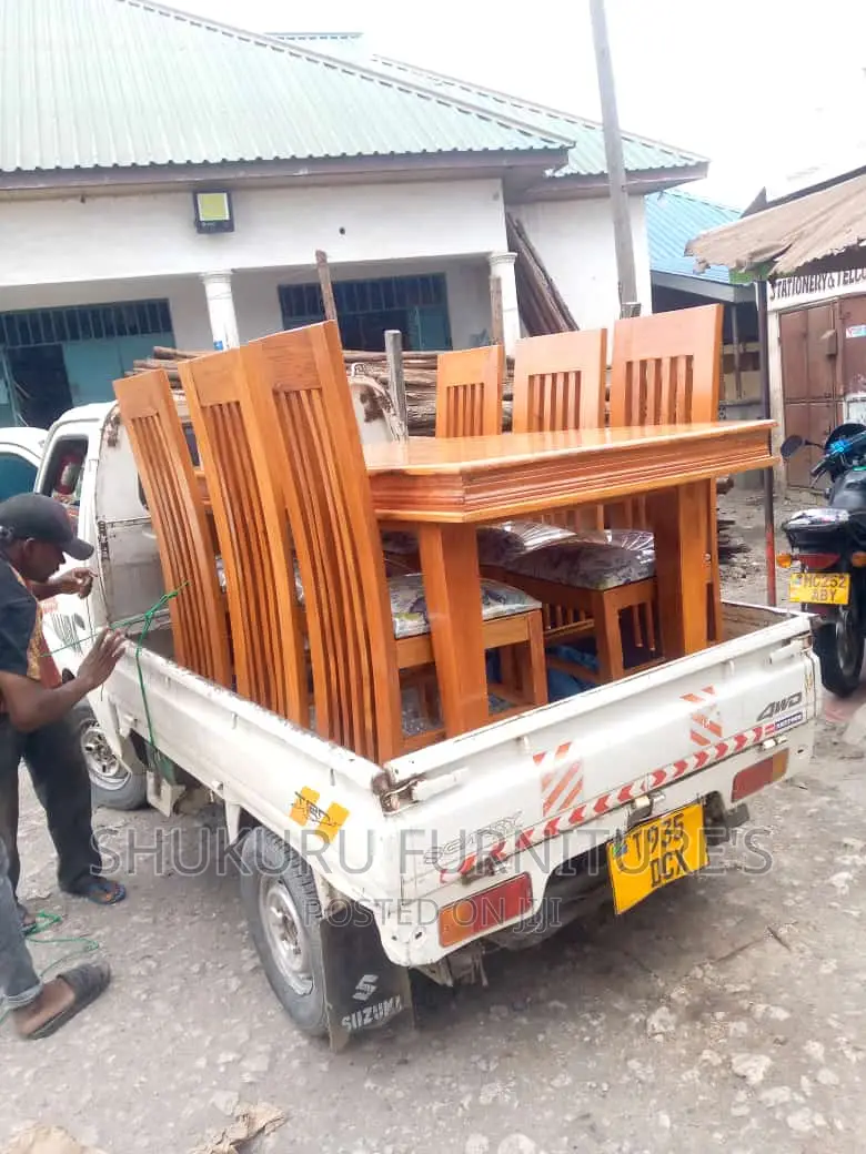 Dinning Table Time Delivery