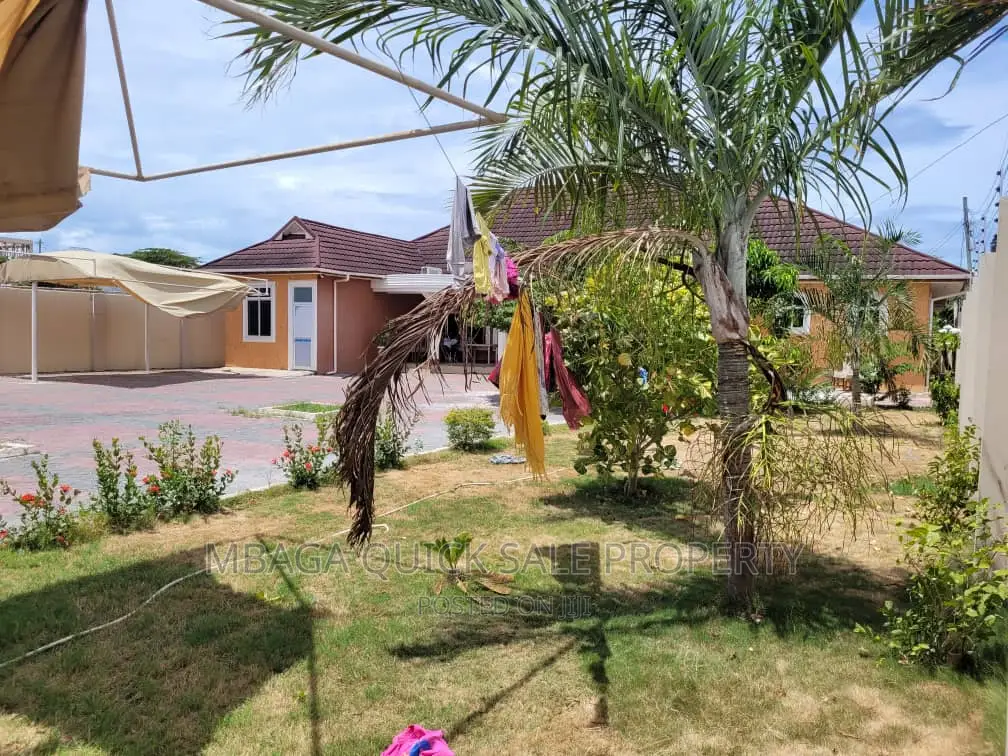5bdrm House in Mbweni Jkt for sale