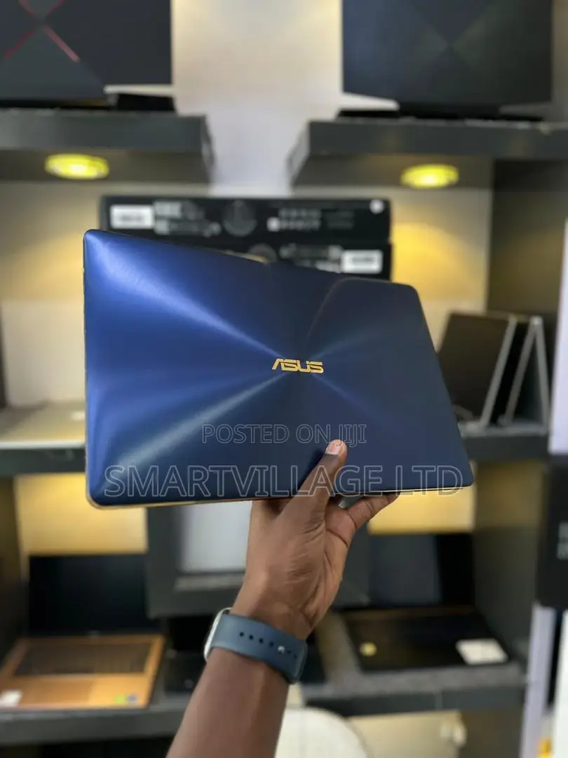 Laptop Asus ZenBook 3 Deluxe UX490UA 16GB Intel Core I7 SSD 512GB