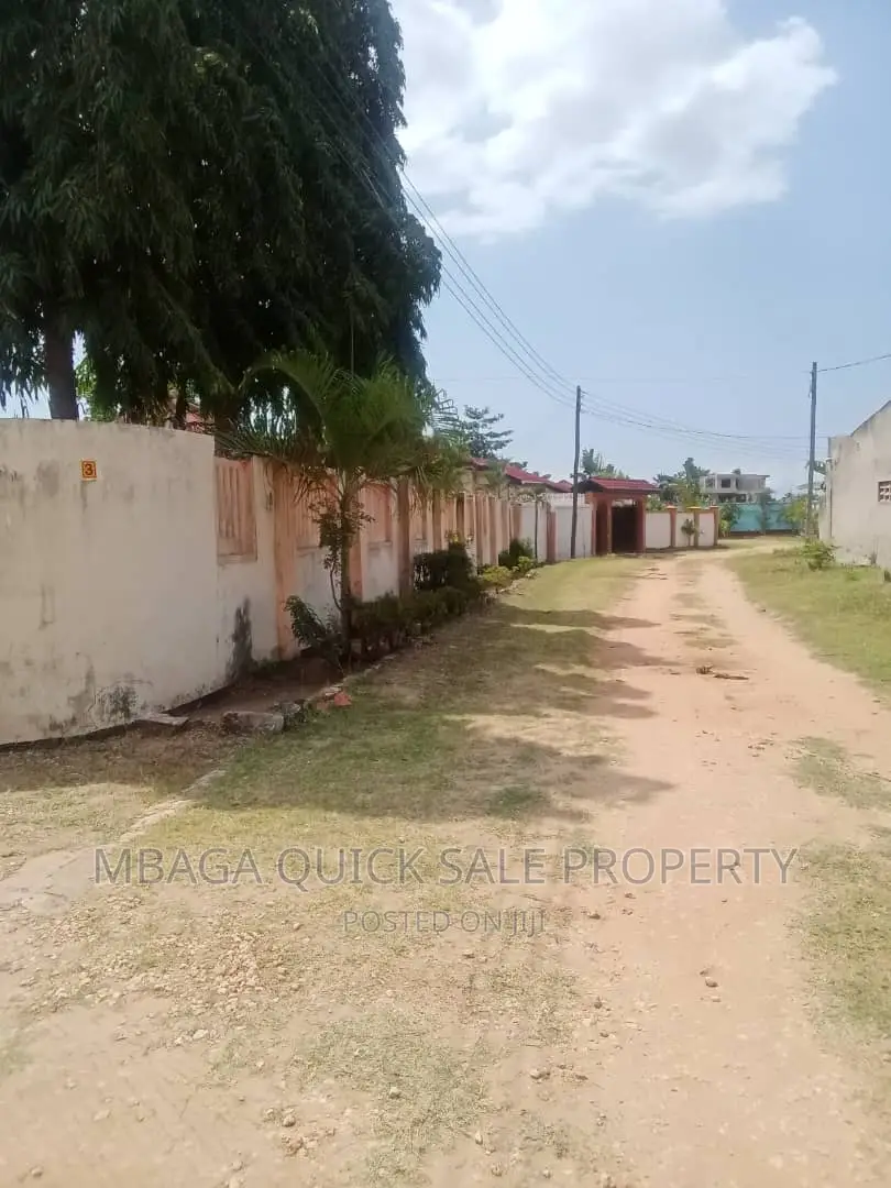 6bdrm House in Mbezi Beach for sale