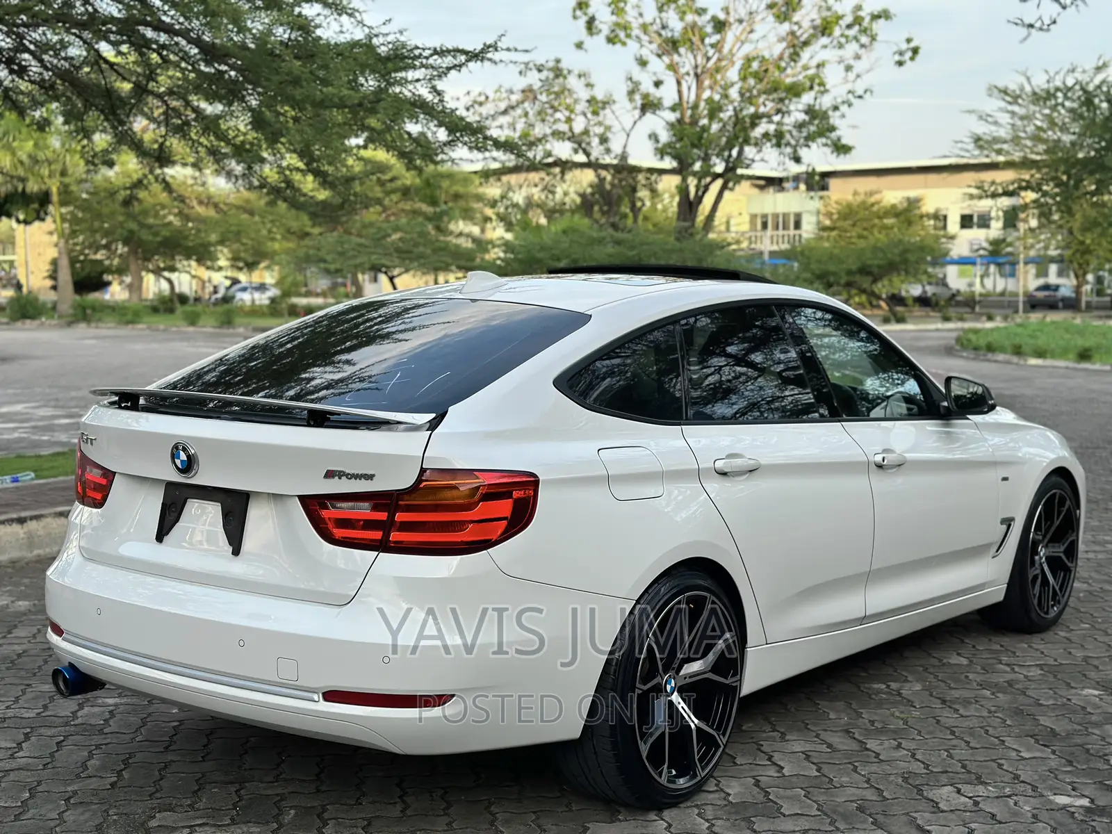 BMW 3 Series 2013 White