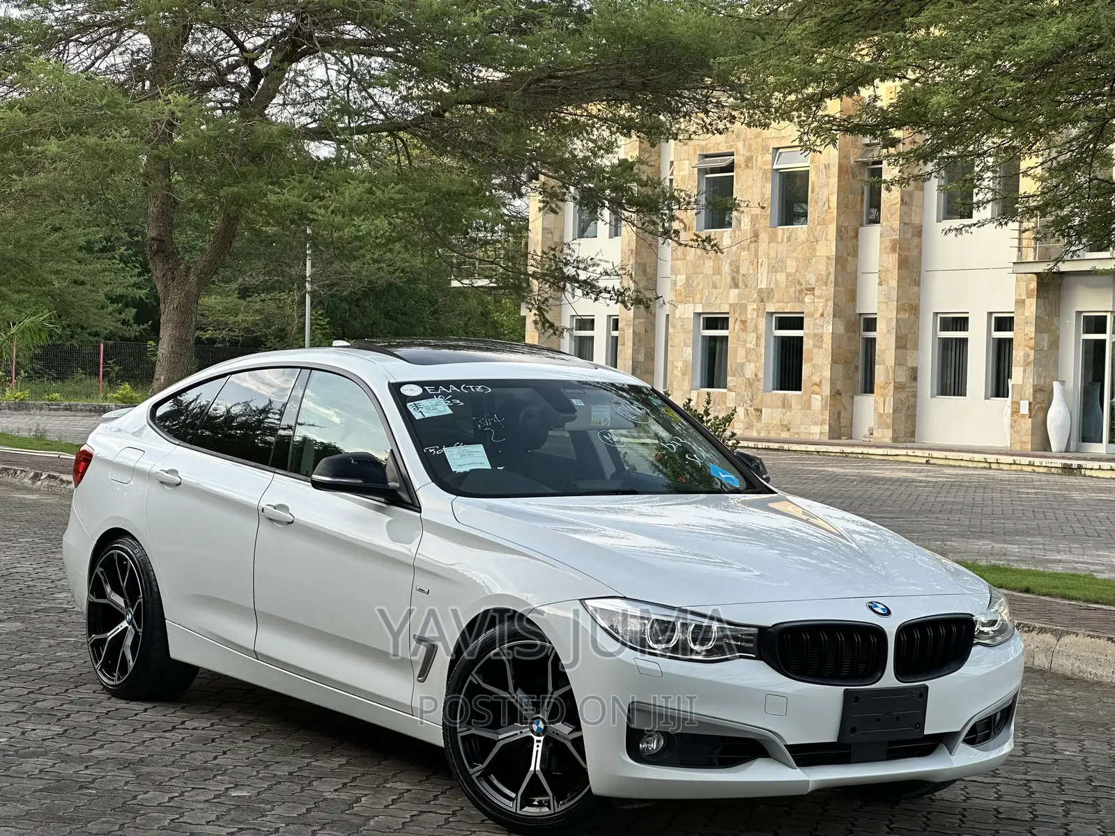 BMW 3 Series 2013 White
