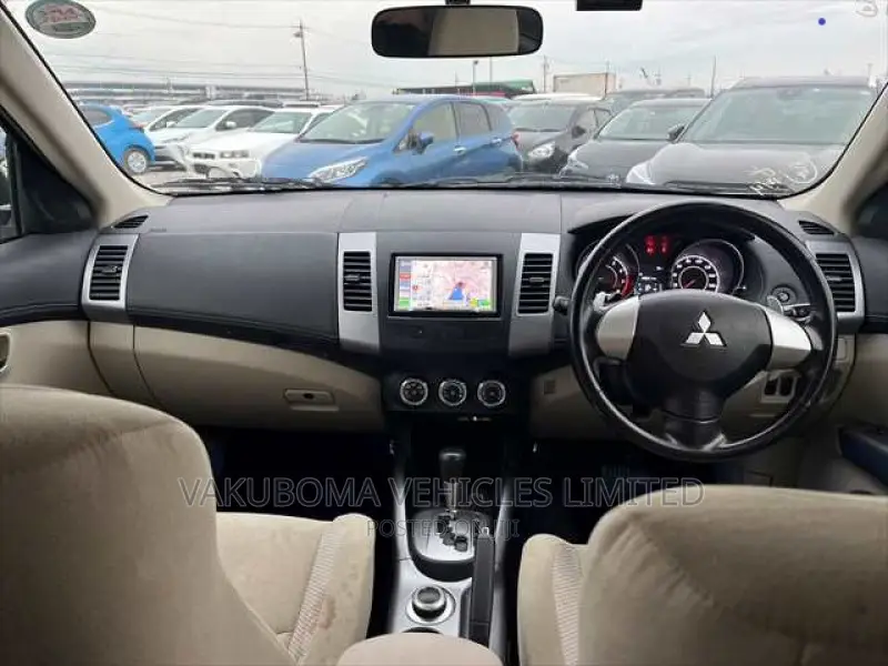 Mitsubishi Outlander 2010 Brown
