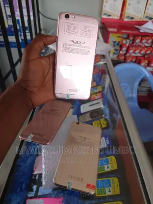 Oppo F1s 64 GB Gold