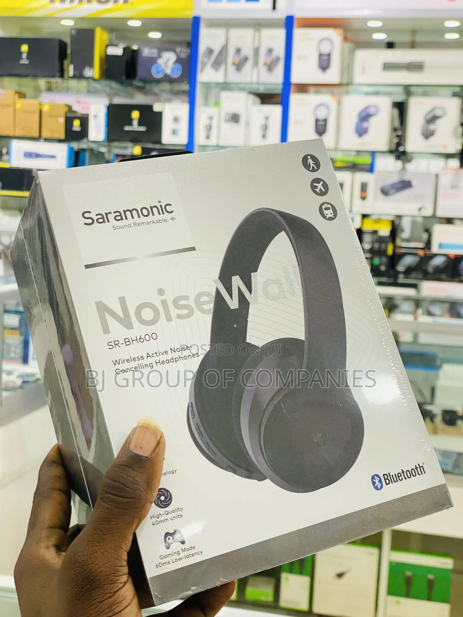 Saramonic Noise-Canceling Wireless Over-Ear Headphones