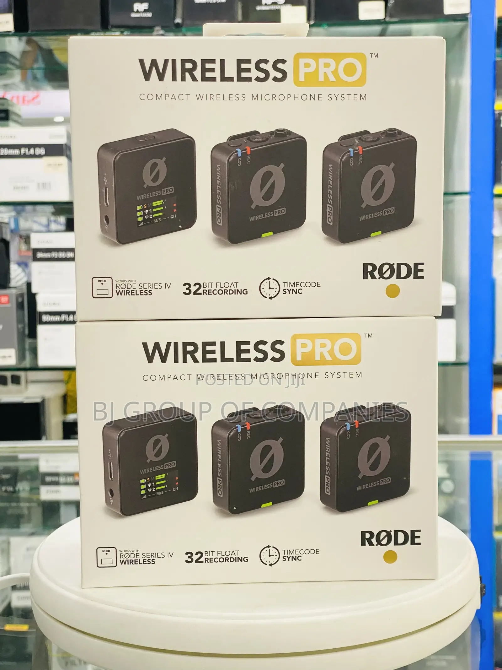 RODE Wireless PRO 2-Person Clip-on Wireless Microphone