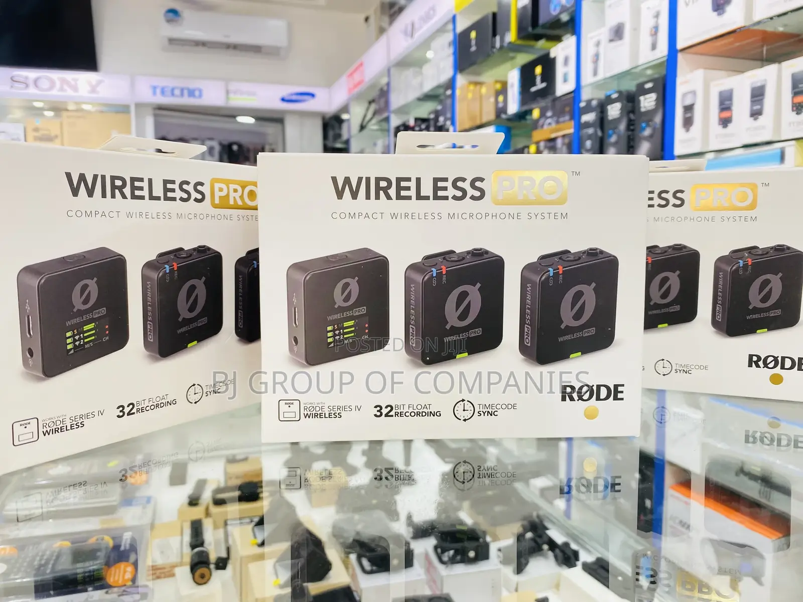 RODE Wireless PRO 2-Person Clip-on Wireless Microphone