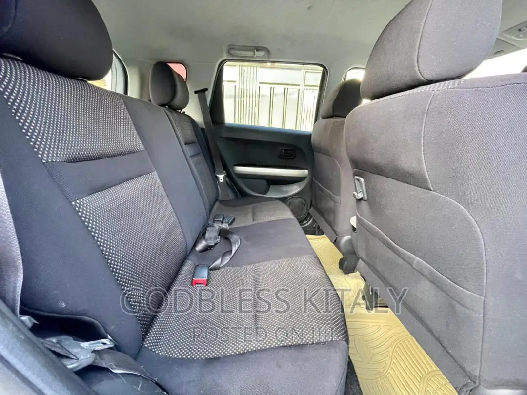 Toyota IST 2003 Silver
