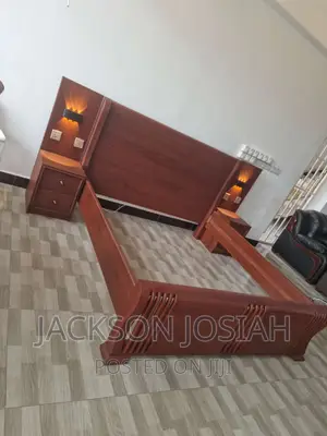 Hardwood Beds Design 