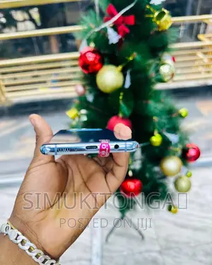 New Samsung Galaxy S10 128 GB Blue