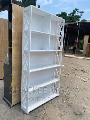 Show Rack Za Mikoba Na Viatu