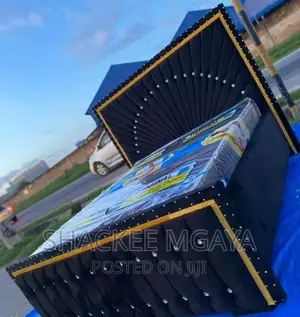 Bed Sofa 5,6 Nzuri Sana
