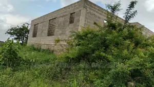 3bdrm House in Goba for sale