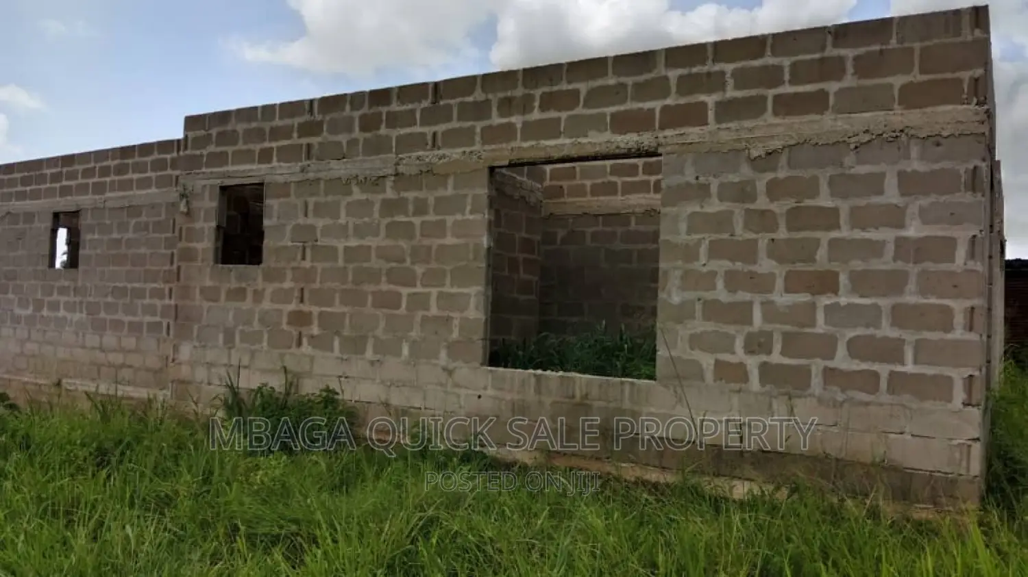 3bdrm House in Goba for sale