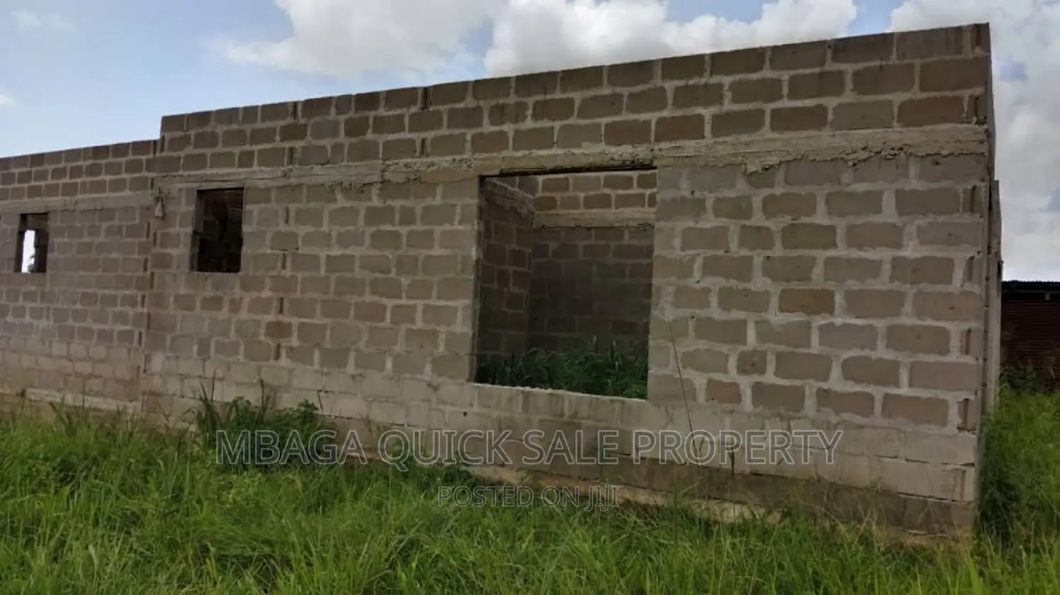 3bdrm House in Goba for sale