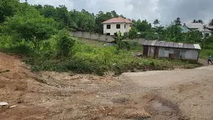 Photo - Plot Inauzwa Madale Mivumoni