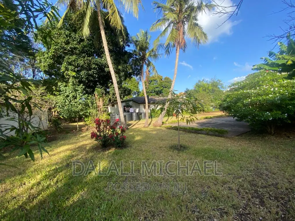 Oysterbay Plot for Sale