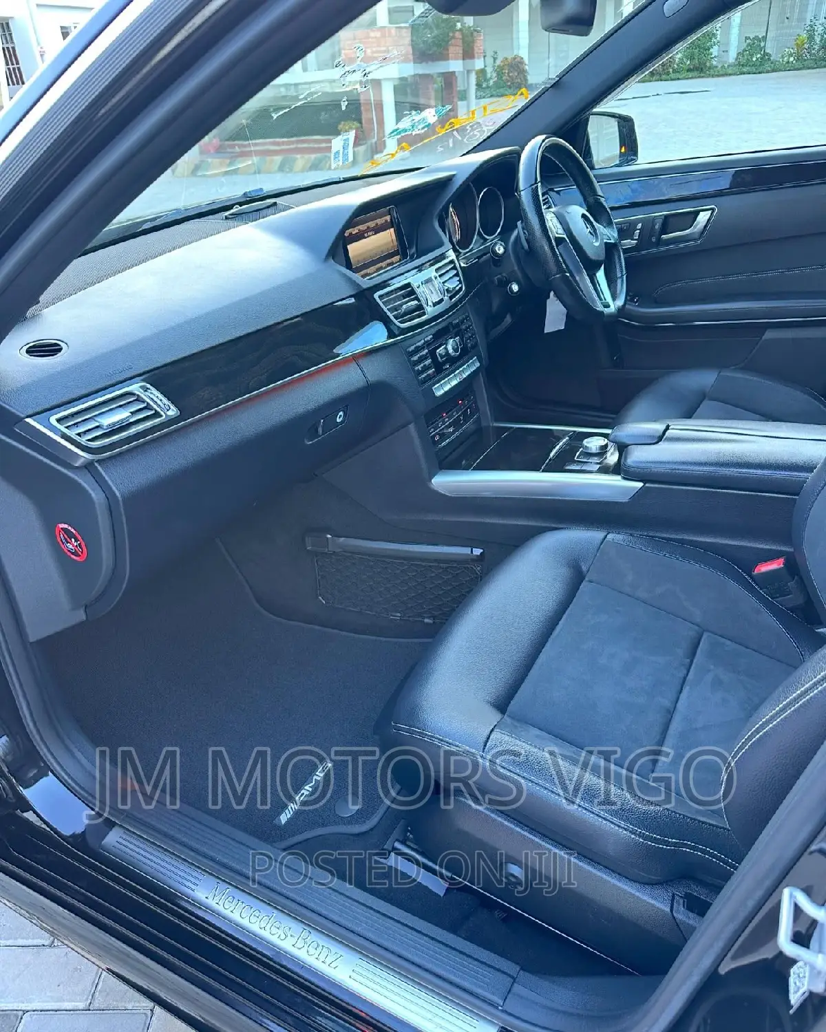 Mercedes-Benz E550 2014 Black