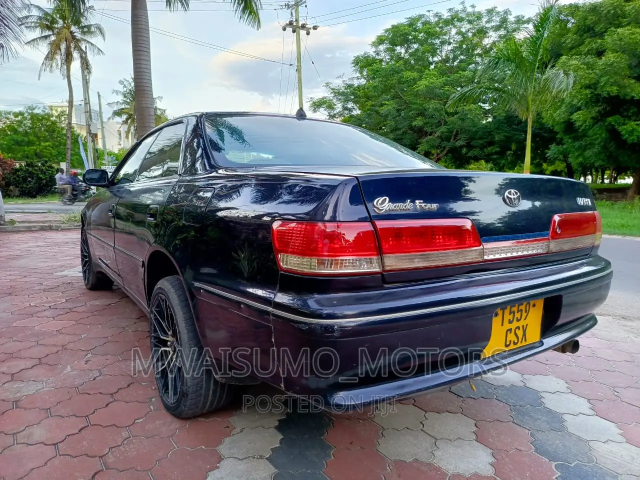 Toyota Mark II 2003 Blue