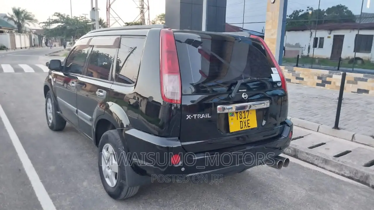 Nissan X-Trail 2004 Black
