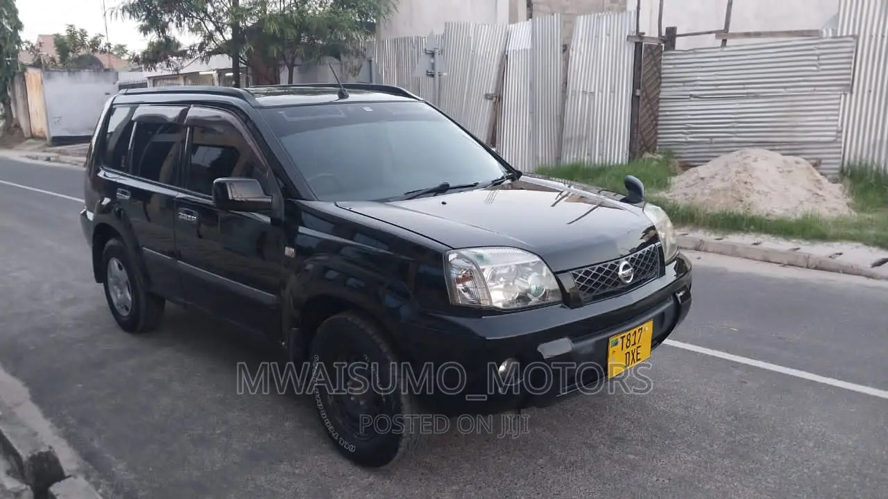 Nissan X-Trail 2004 Black