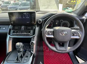 Toyota Land Cruiser 2022 Black
