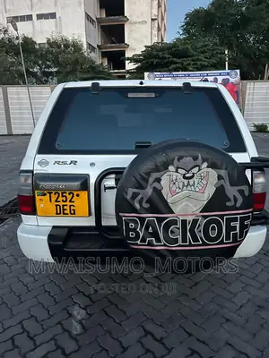 Nissan Terrano 1998 White