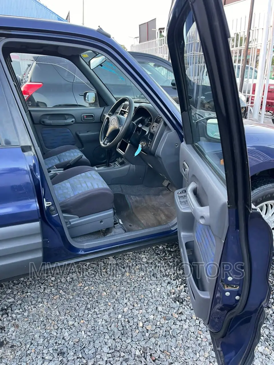 Toyota RAV4 1996 Blue